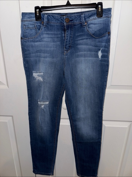 1822 Denim Denim - 1822 Denim Blue Distressed Skinny Jeans EUC